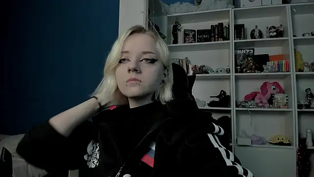 Holy Mistress S online show from January 6, 9:35 am