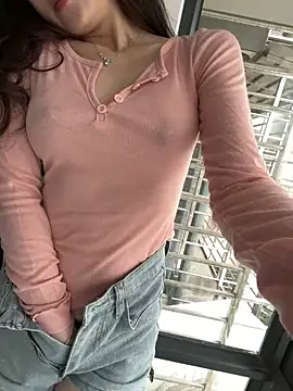 meimei x online show from May 3, 6:06 am