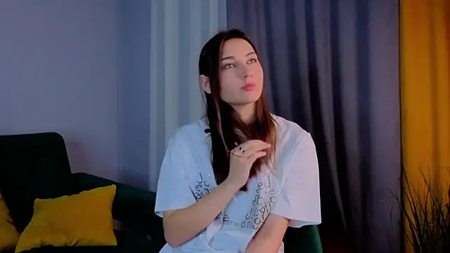 KateCahee online show from November 7, 1:00 am