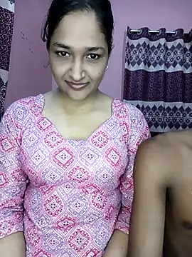 CoupleShow 432 online show from April 24, 3:59 pm