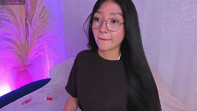 sydney miller  online show from August 6, 12:17 am