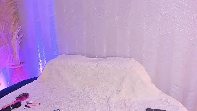 sydney miller  online show from July 28, 12:08 am