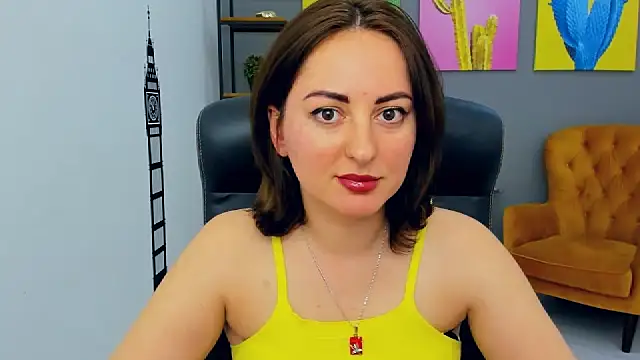 NoraSimons online show from April 27, 9:17 am