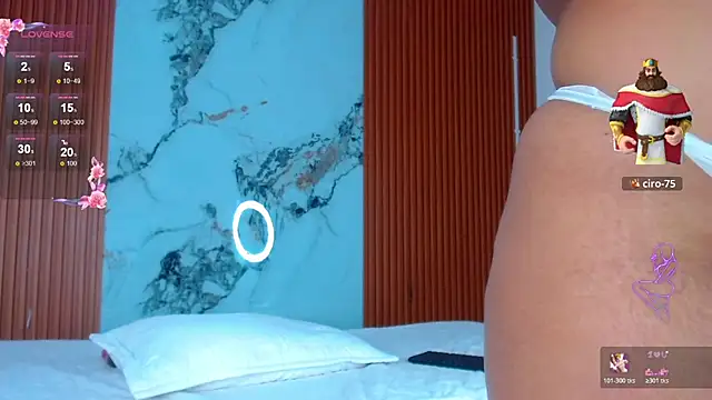 rosselyn  online show from April 25, 1:14 pm