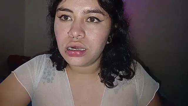 Magic Alicee  online show from March 8, 2:04 am