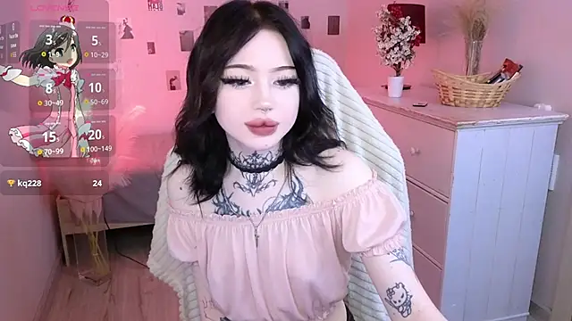 Emma Kirks online show from June 9, 12:48 pm