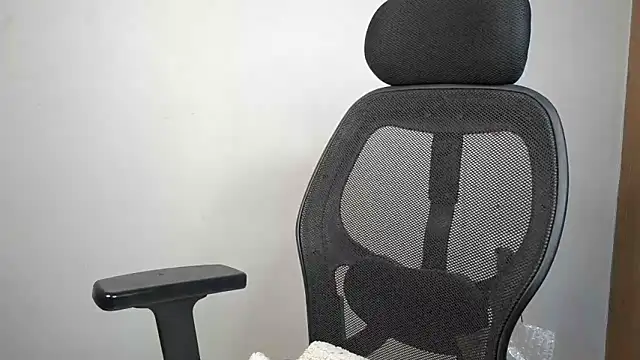 lustyruhh online show from April 23, 12:29 pm