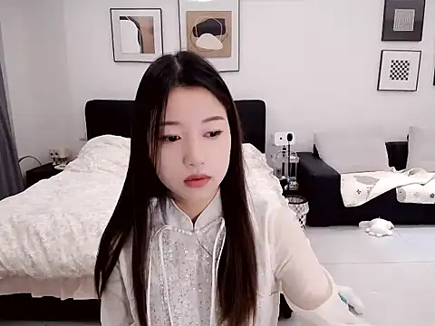 minnie-kk online show from October 24, 7:59 am