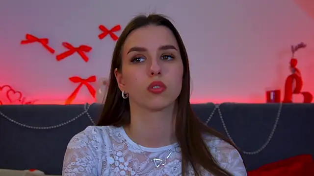 AliceAtkins online show from April 23, 12:29 pm