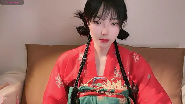 upoo7lt online show from April 26, 1:36 am