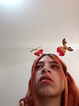 Lunatemptress4 online show from December 1, 1:14 pm