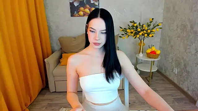 FloraCherry online show from April 6, 7:26 pm