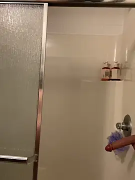 elliepixie online show from April 24, 12:46 am