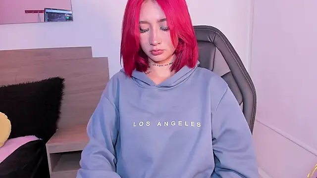 Katta Martini  online show from November 21, 2:19 pm