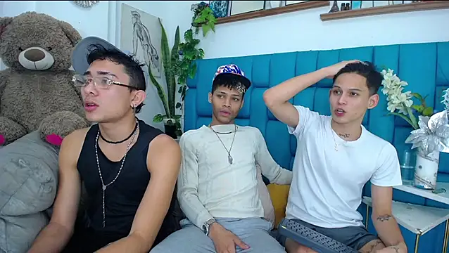 Hot Boys Latinos X online show from February 7, 11:19 pm