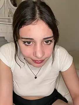 bellefleurrr online show from July 26, 5:20 pm
