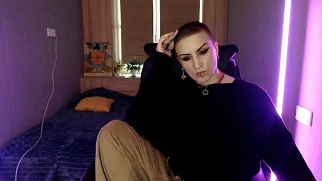 Sweet-n-Strong online show from April 26, 1:42 pm