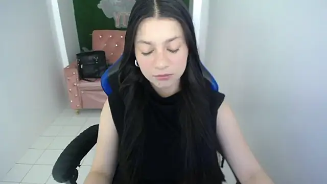 velvetvixen t online show from December 19, 7:50 pm