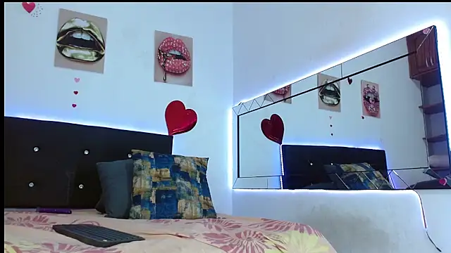 antonella pink2 online show from January 9, 3:05 pm