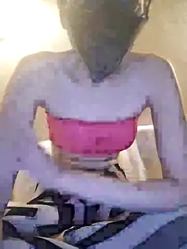 doll in luxury online show from March 12, 2:42 pm