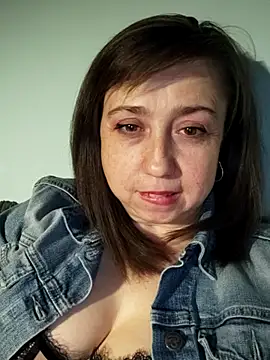 MaryKiki5619 online show from April 22, 6:38 pm