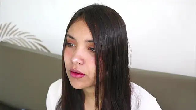 Isabelle Lane online show from April 27, 12:46 pm