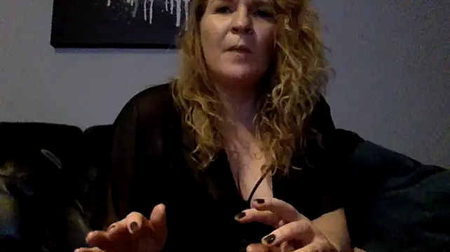 Dinslavnu online show from October 31, 6:01 pm