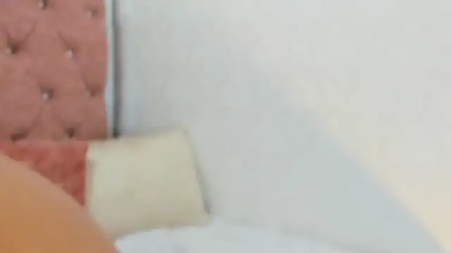 QueenMegan  online show from November 4, 12:10 pm