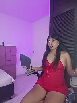 YeseniaRodriguez3 online show from April 21, 12:34 pm