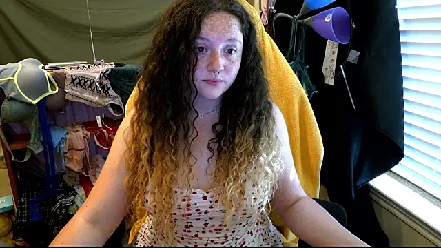 sugasunny04 online show from February 23, 7:57 pm