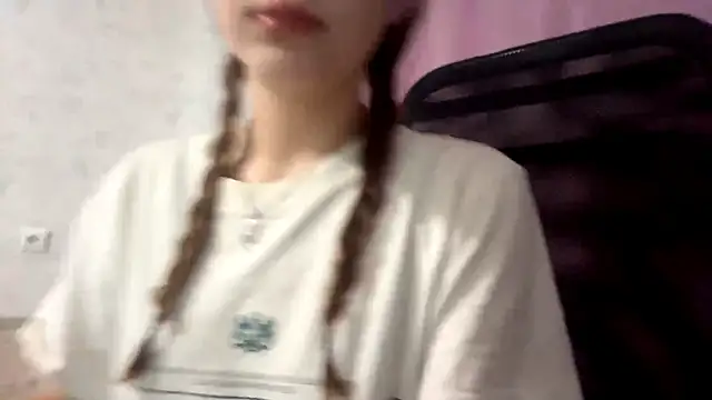 AliceStacy online show from November 3, 8:51 am