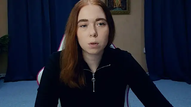 AddieOsler online show from April 26, 7:44 pm