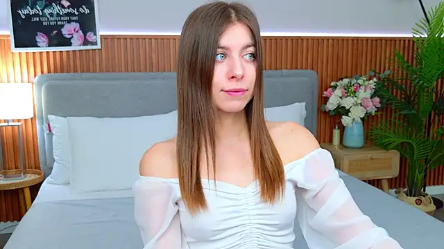 Sandy Edvards online show from April 25, 5:21 am