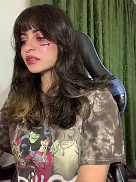 Annagoth  online show from December 17, 1:22 am