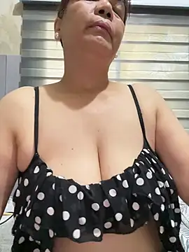 sweetyjhones online show from April 9, 7:36 am