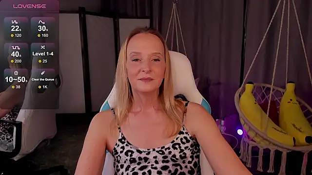 ScarlettPalmer online show from February 28, 10:36 am