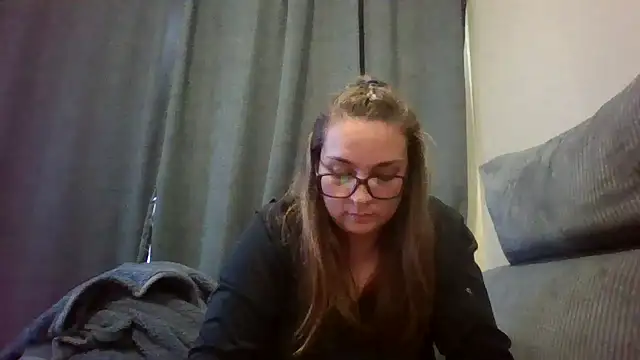 lilMissMarli online show from February 20, 12:18 pm