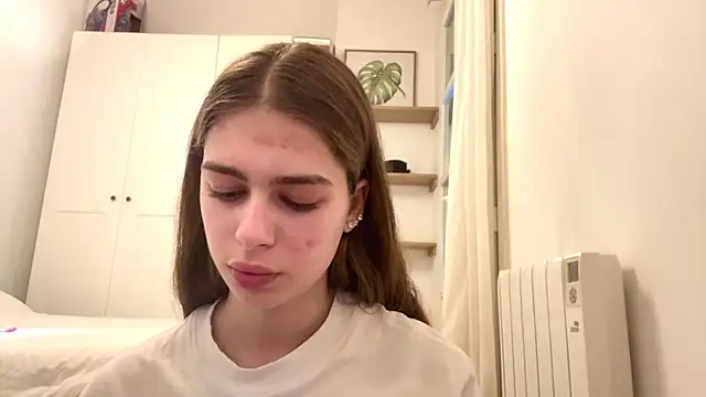 EastLuna online show from April 26, 5:32 pm