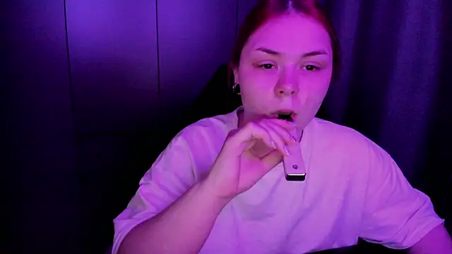 sophia lix online show from April 27, 7:55 pm