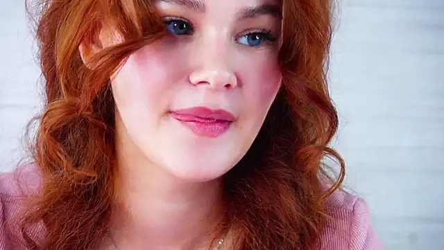 YettaCalabria online show from February 6, 12:52 pm