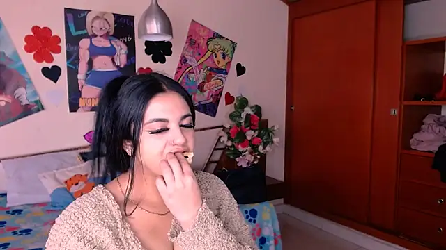 EmmilyConnor online show from November 8, 1:49 pm