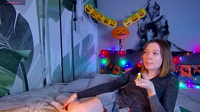 R I N A online show from November 2, 1:53 am