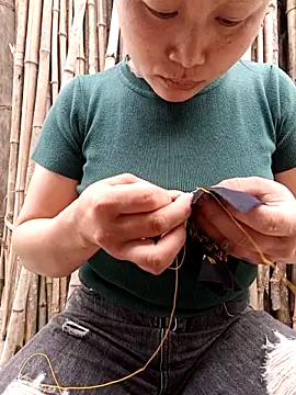 yoyo-mi online show from April 22, 8:22 am