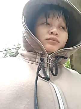 yoyo-mi online show from April 23, 10:01 am