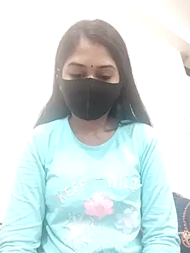 Green LaDY66 online show from December 1, 6:50 am