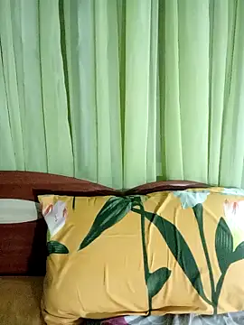 Esenia505 online show from April 24, 3:04 pm