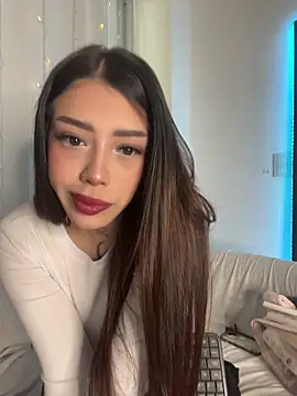 AshleyWinslow online show from April 1, 7:33 pm