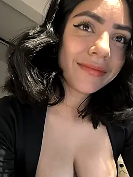 Sara-215 online show from January 18, 6:32 am