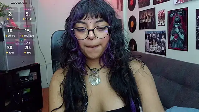 Kirmmy  online show from November 4, 10:42 am