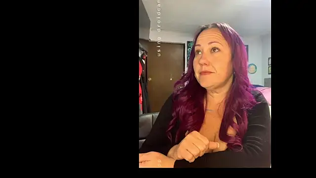 kristallic online show from February 6, 5:38 pm